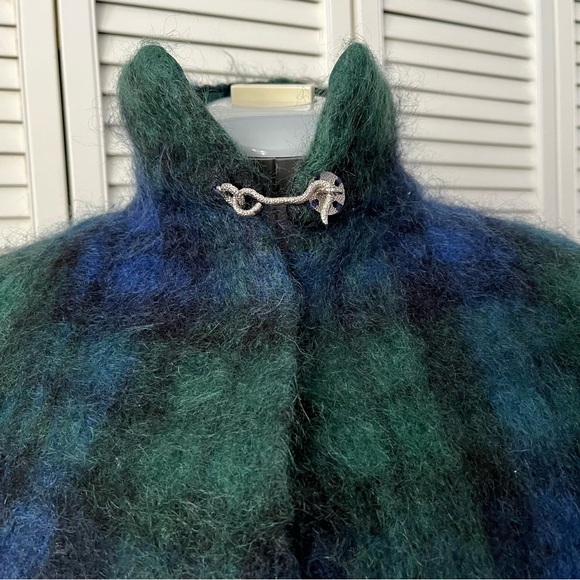 Vintage Robert Burns Mohair Black Watch cape - Picture 3 of 11